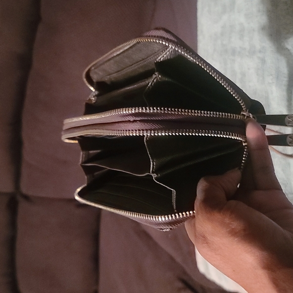 Wristlet - Picture 4 of 4